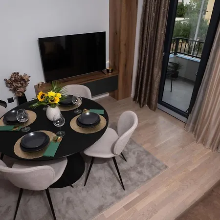 Artemis Apartment *